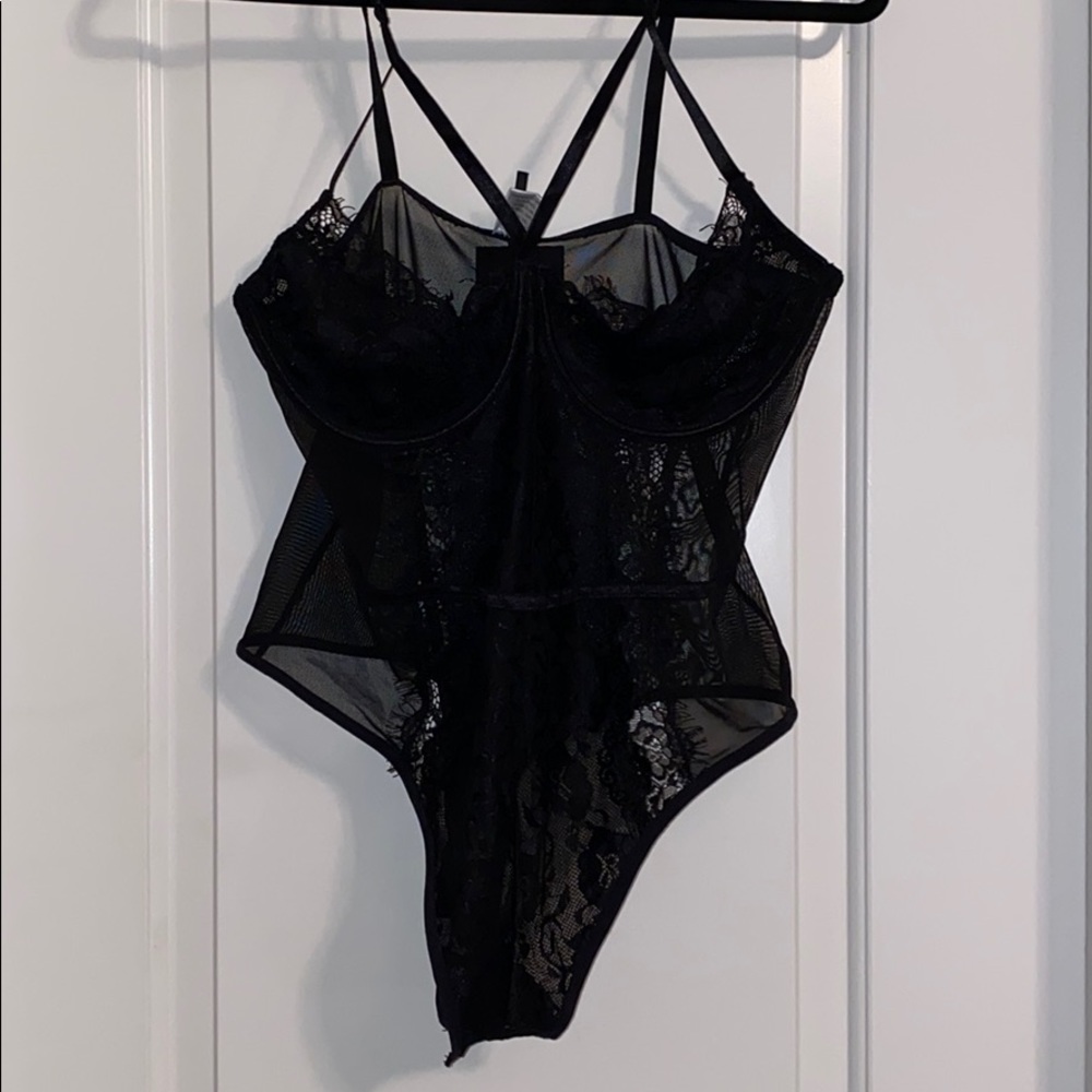 Fashion Nova somebody to love lace teddy